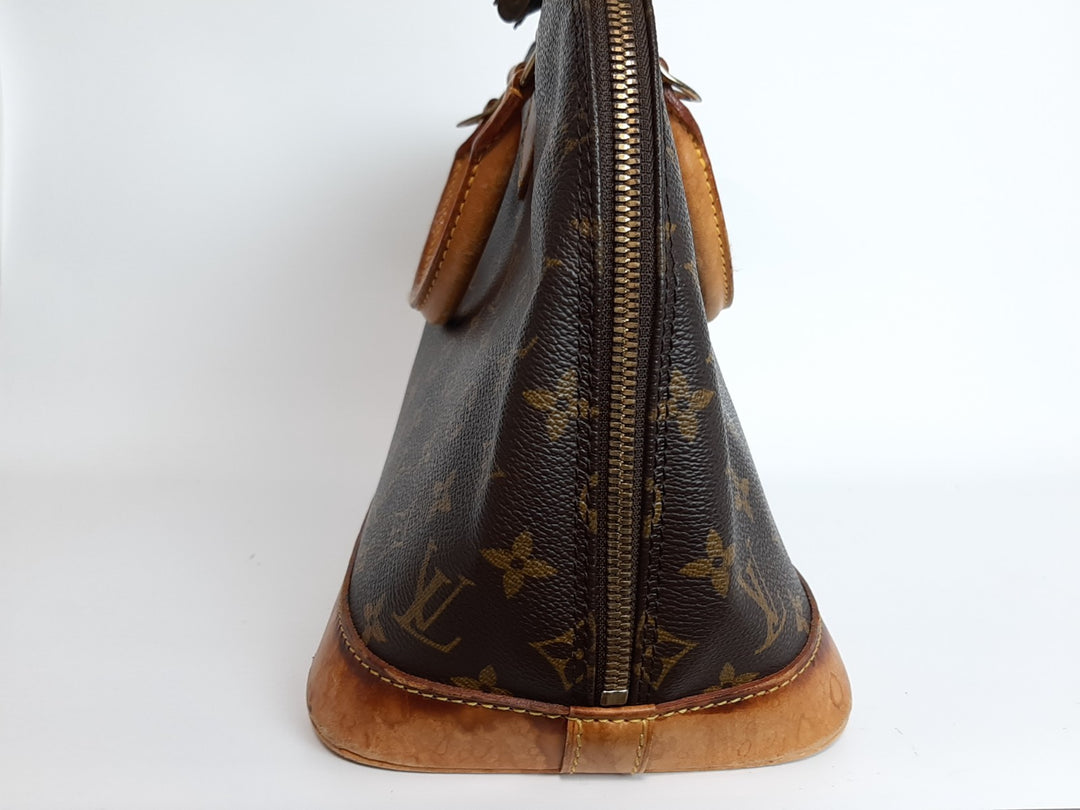 Louis Vuitton Monogram Alma Hand Bag Purse M51130 LV BA09478