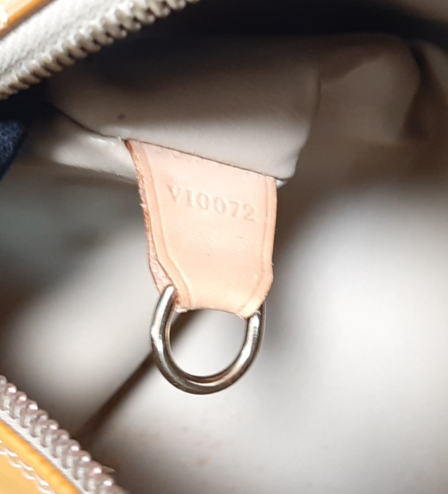 Louis Vuitton Vernis Bedford Hand Bag M91006 Vernis Monogram Yellow VI007214