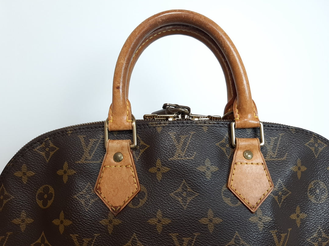 Louis Vuitton Monogram Alma Hand Bag Purse M51130 LV BA09475