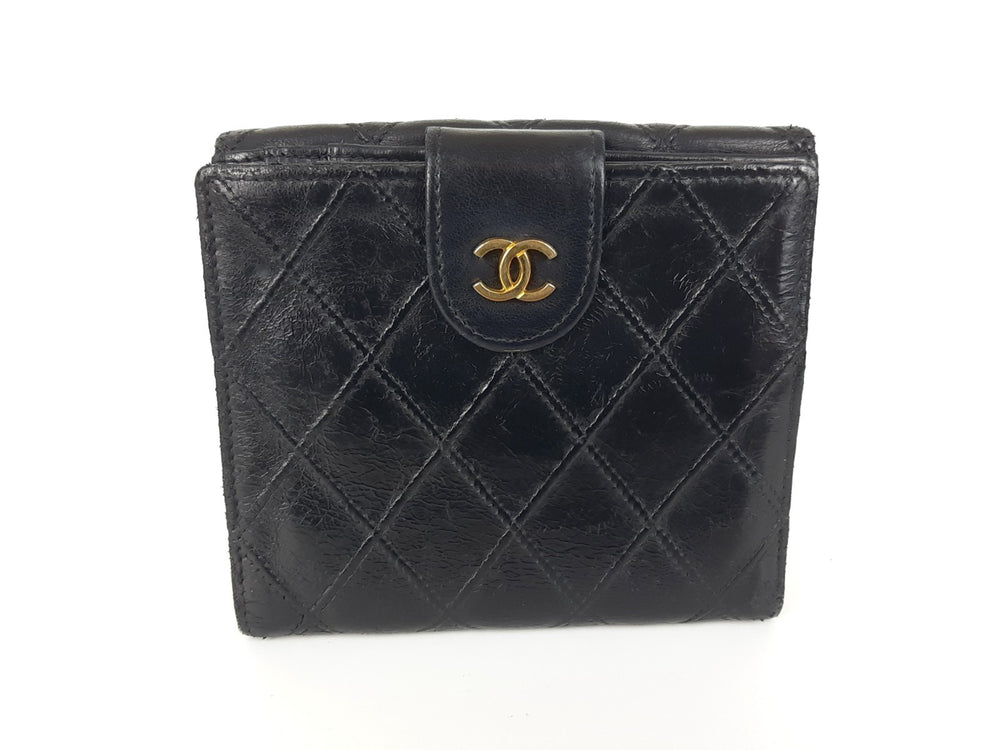 Chanel Bicolore Quilted Leather Folding Wallet Black CC Logo Silver1