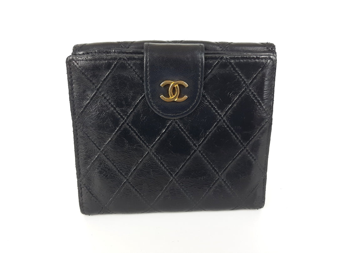 Chanel Bicolore Quilted Leather Folding Wallet Black CC Logo Silver1