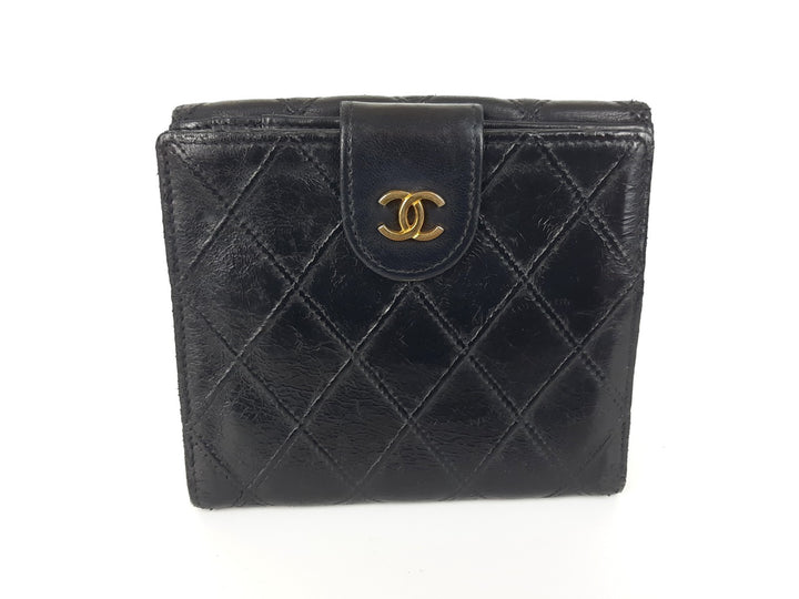 Chanel Bicolore Quilted Leather Folding Wallet Black CC Logo Silver1