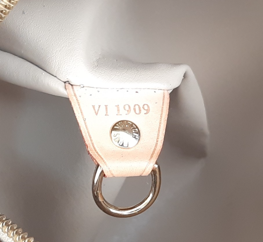 Louis Vuitton Vernis Bedford Hand Bag M91006 Monogram Yellow VI090912