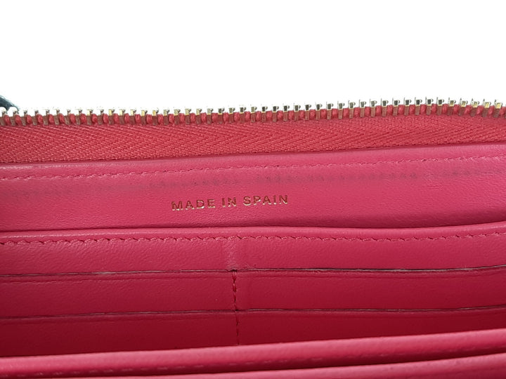 CHANEL Matelasse Quilted Pink Leather Zip Around Long Wallet CC Logo Used11