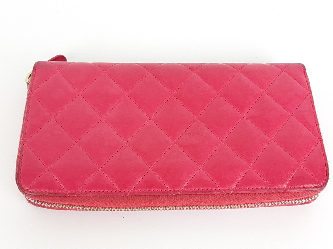 CHANEL Matelasse Quilted Pink Leather Zip Around Long Wallet CC Logo Used7
