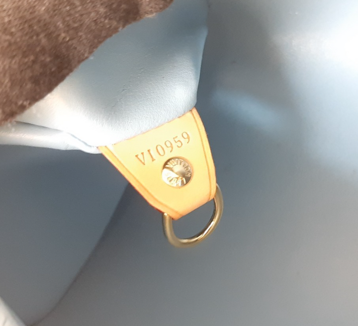 Louis Vuitton Vernis Bedford Hand Bag M91007 Vernis Monogram Green VI095911