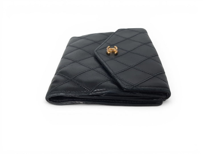 Chanel Bicolore Quilted Leather Folding Wallet Black CC Logo Silver Guarantee3