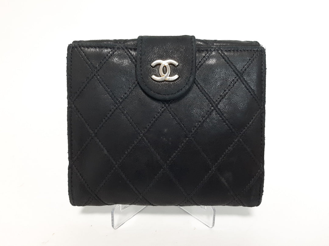 Chanel Quilted Leather Folding Wallet Black CC Logo Silver Guarantee Card2