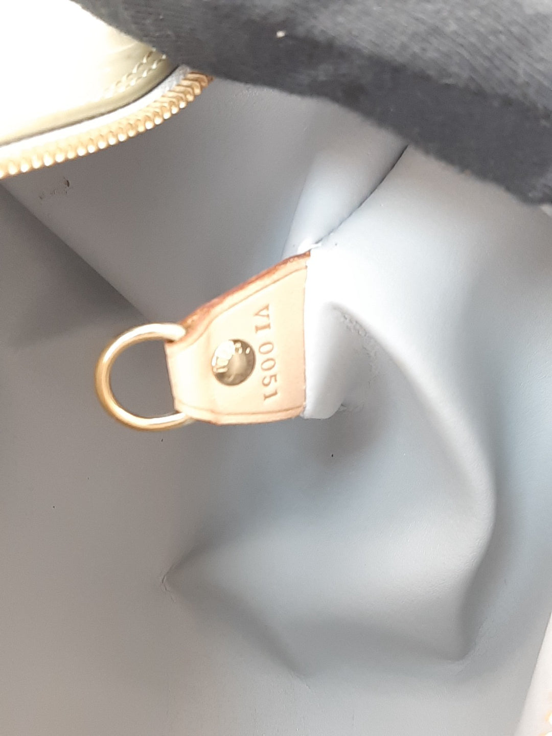 Louis Vuitton Vernis Bedford Hand Bag Vernis Monogram M91331 VI0051 Gray Green13