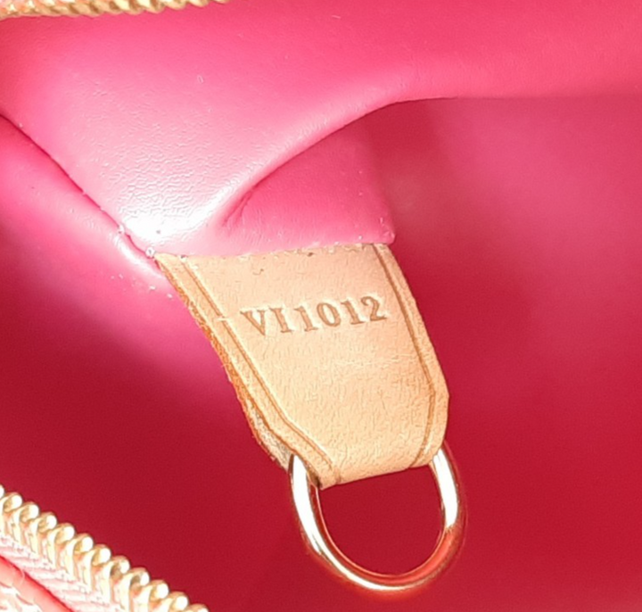 Louis Vuitton Vernis Bedford Hand Bag M9133F Vernis Monogram Pink VI101214