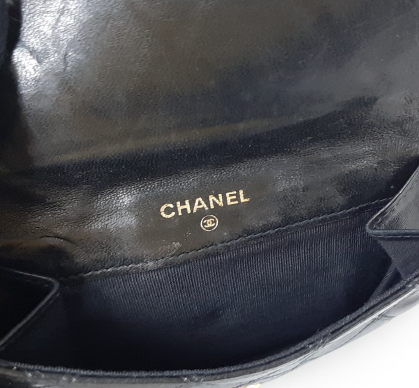 Chanel Bicolore Quilted Leather Folding Wallet Black CC Logo Silver Guarantee8