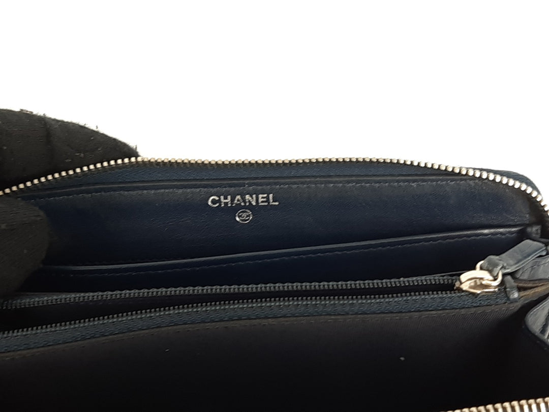 CHANEL Matelasse Quilted Navy Bkack Leather Zip Around Long Wallet CC Logo Used12