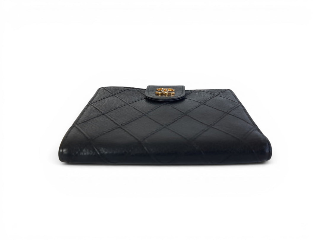 Chanel Bicolore Quilted Leather Folding Wallet Black CC Logo Silver5