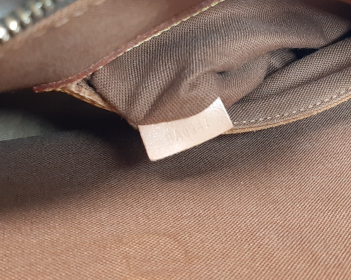 Louis Vuitton Monogram Alma Hand Bag Purse M51130 LV BA094719