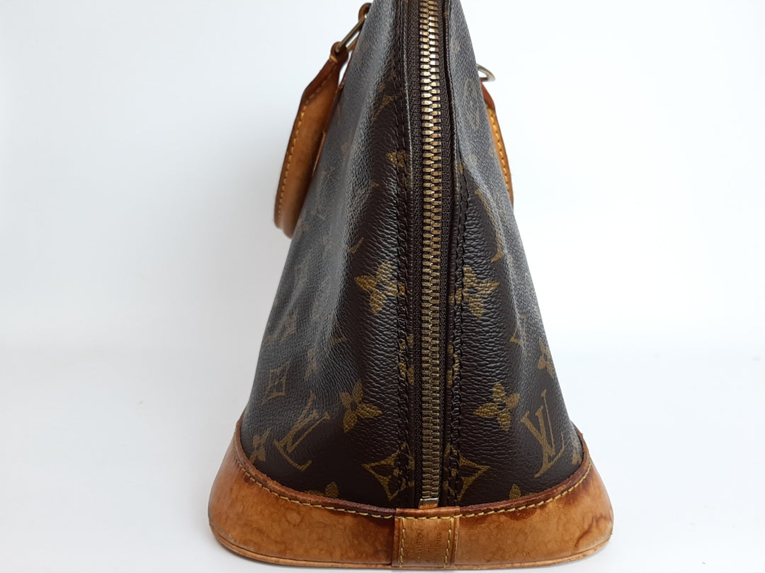 Louis Vuitton Monogram Alma Hand Bag Purse M51130 LV BA094712